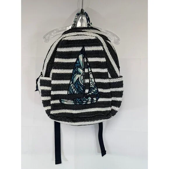 Vera Bradley | Bags | Vera Bradley Shore Enough Pattern  display picture 1